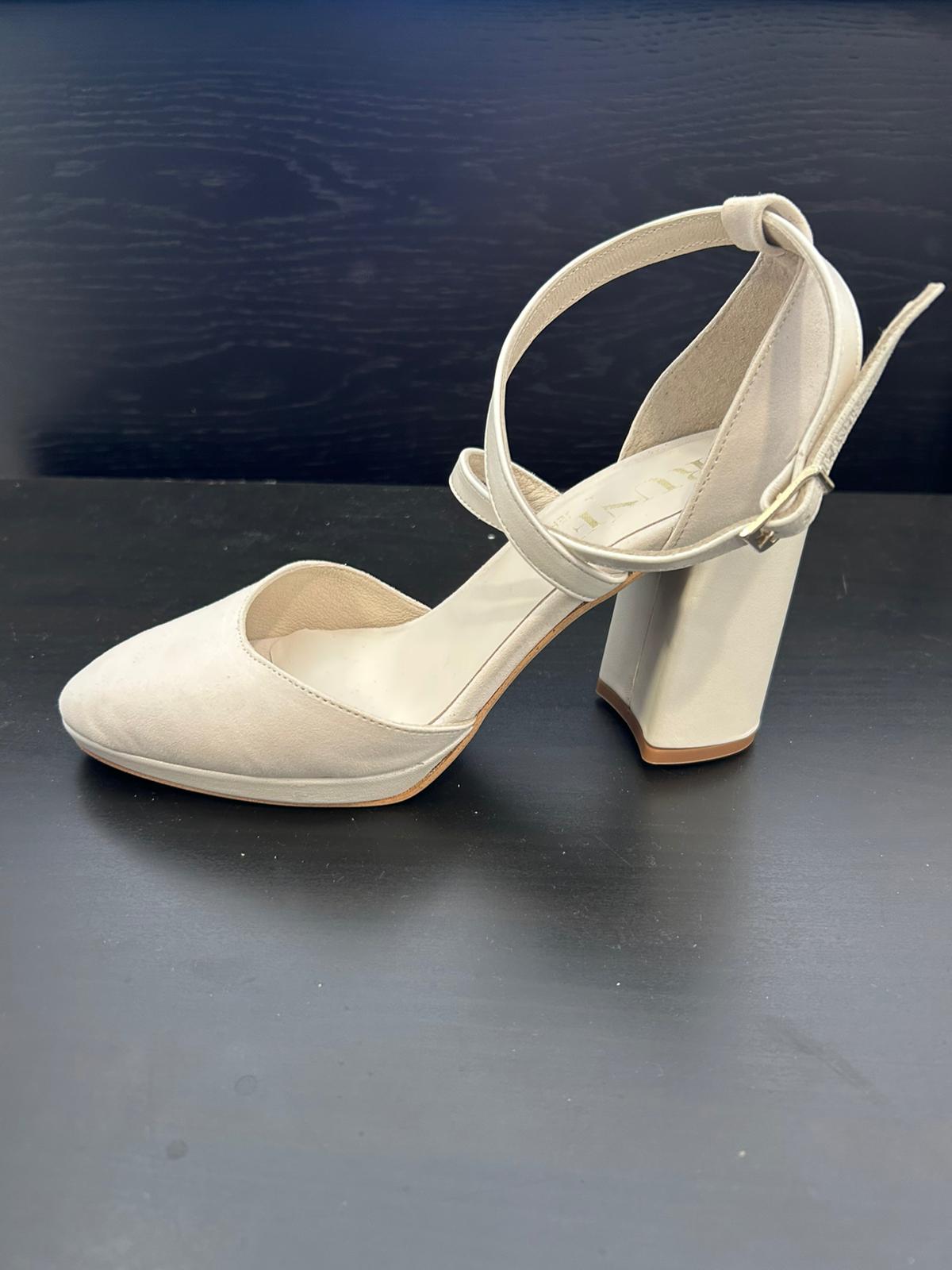 Ruyfe |Vestidos de Novia |Zapatos de Novia |